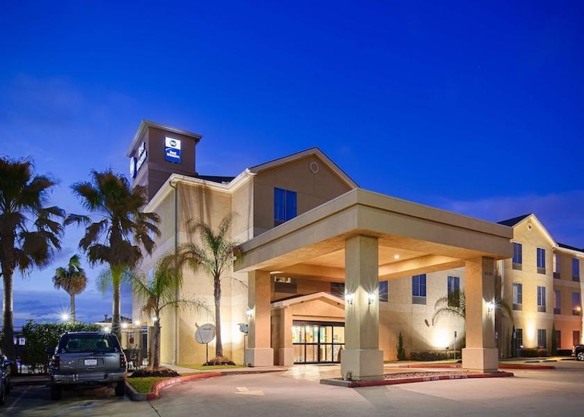 Texas Sugar Land Exterior Detail