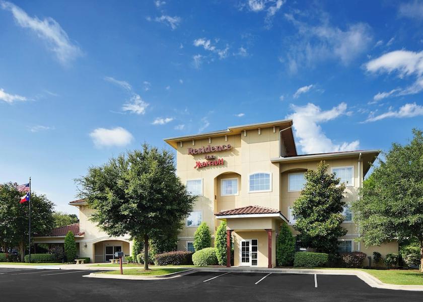 Texas Temple Exterior Detail