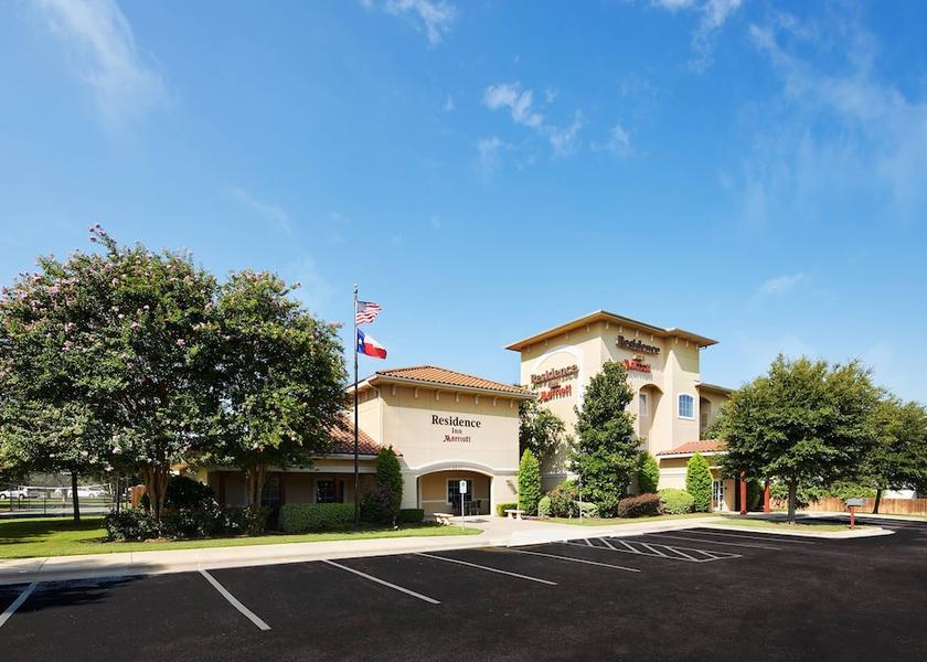 Texas Temple Exterior Detail