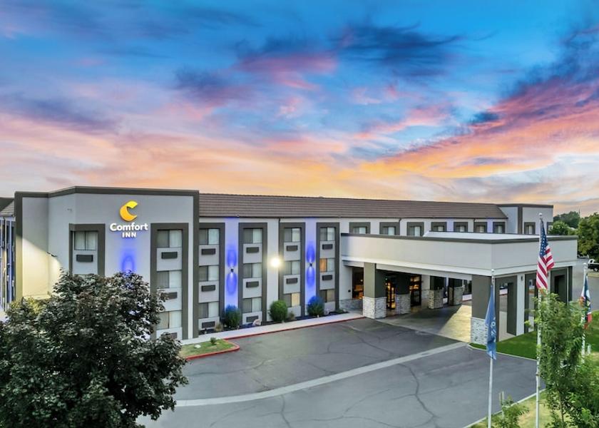 Utah Murray Exterior Detail