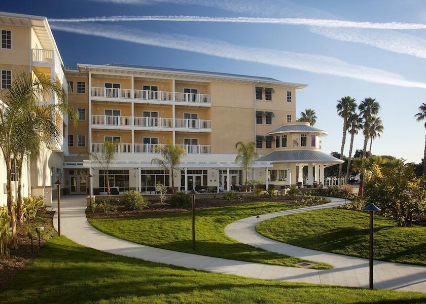 California Marina del Rey Exterior