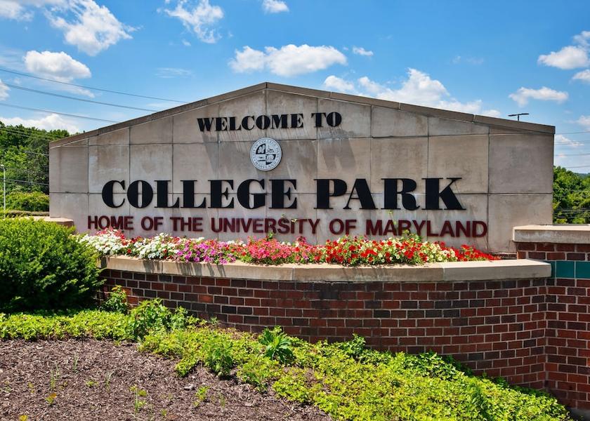 Virginia College Park Exterior Detail