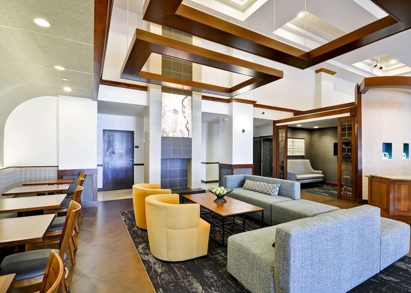 Minnesota Bloomington Lobby