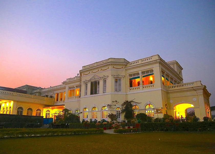 Uttar Pradesh Varanasi Hotel Exterior
