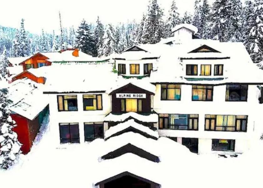 Jammu and Kashmir Gulmarg Hotel Exterior