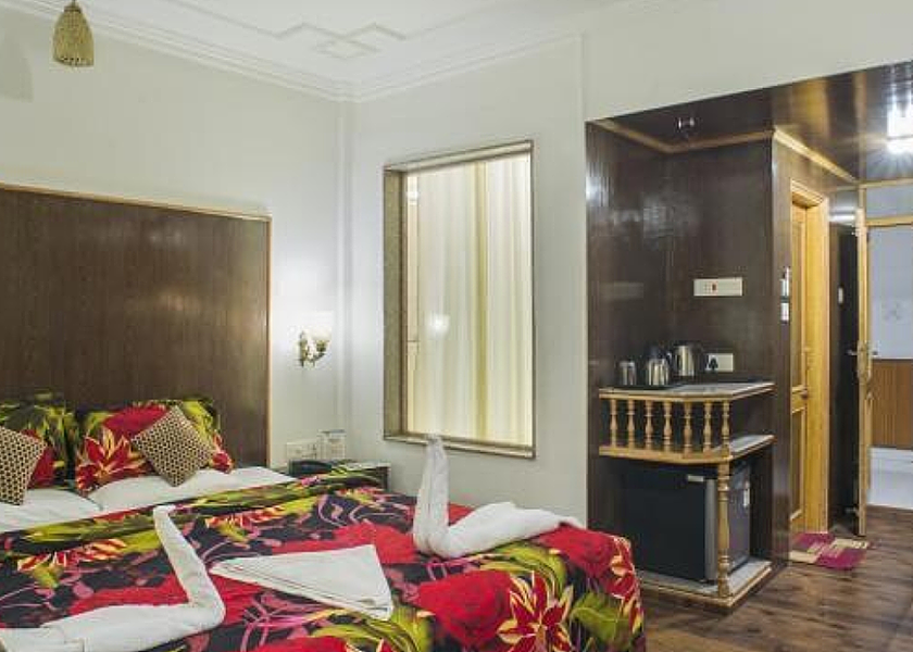 Jammu and Kashmir Srinagar Executive Room