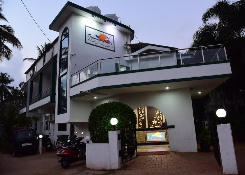 Goa Candolim Hotel Exterior