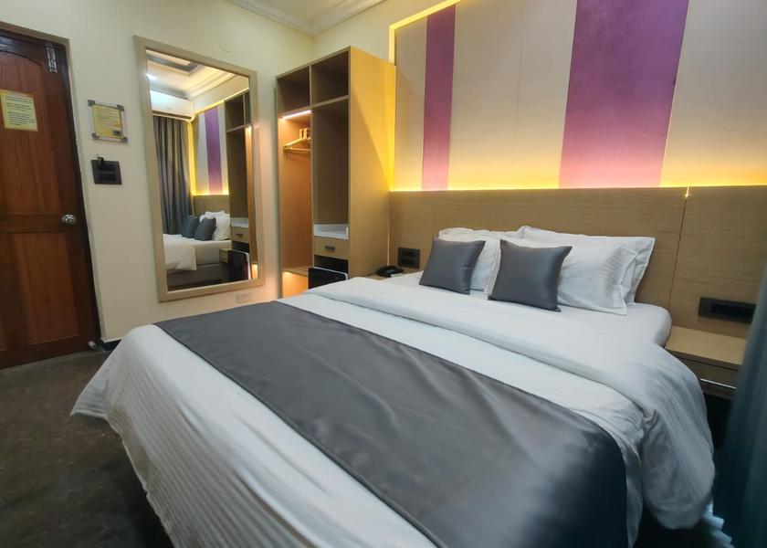 Goa Candolim Deluxe Room