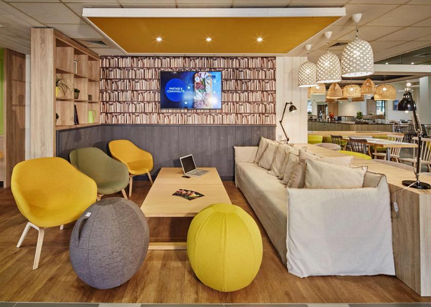 Nouvelle-Aquitaine Chasseneuil-du-Poitou bar