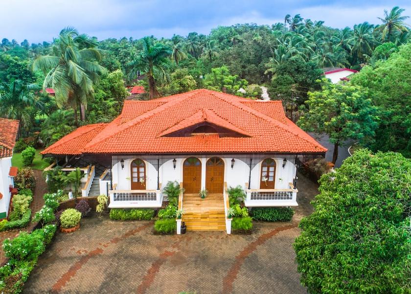 Goa Cansaulim Hotel Exterior