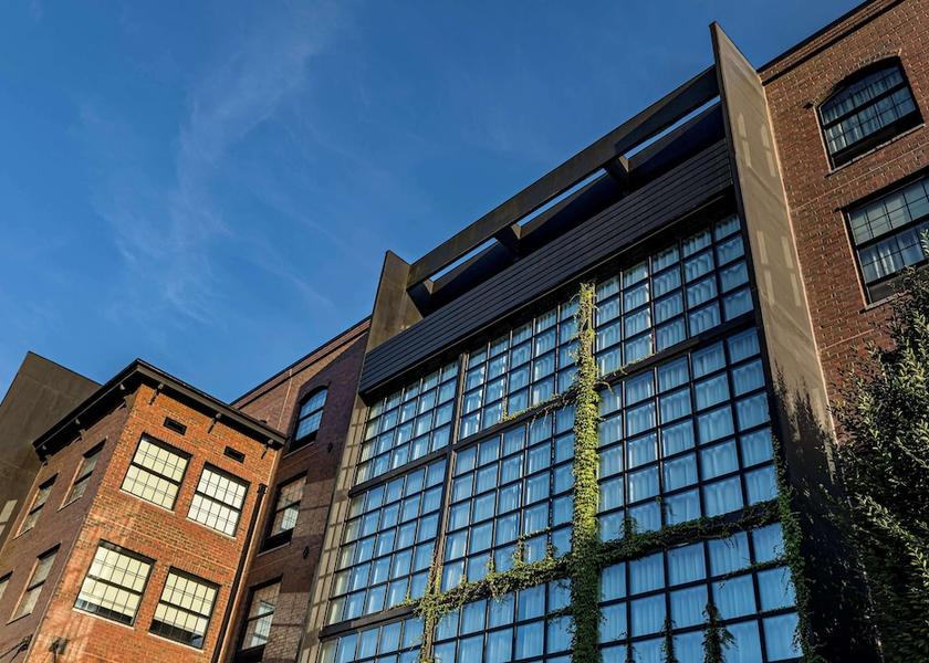 Rhode Island Warwick Exterior Detail