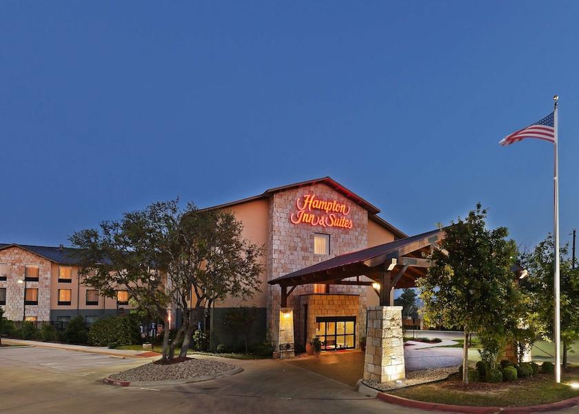 Texas Lakeway Exterior