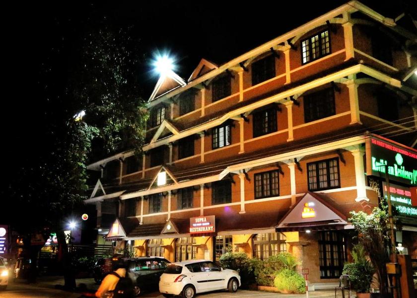 Kerala Kozhikode Hotel Exterior