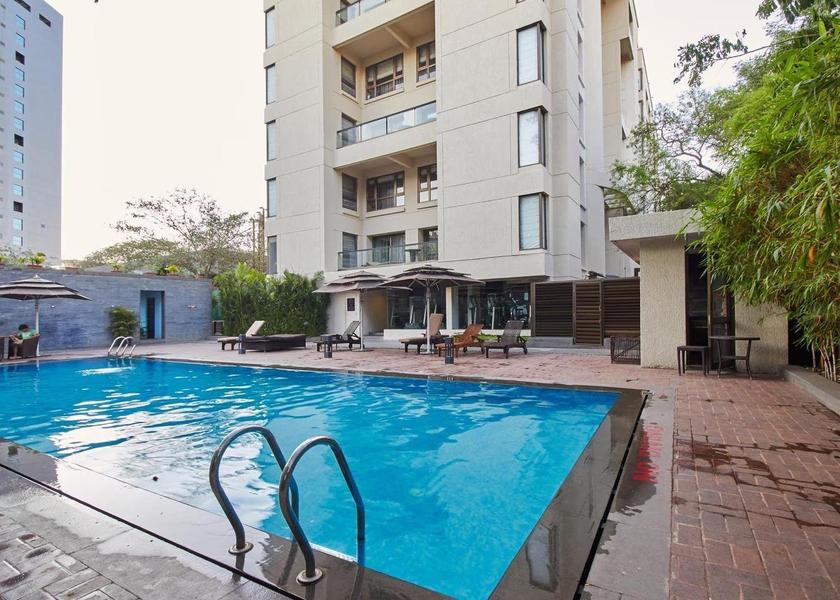 Maharashtra Pune Pool