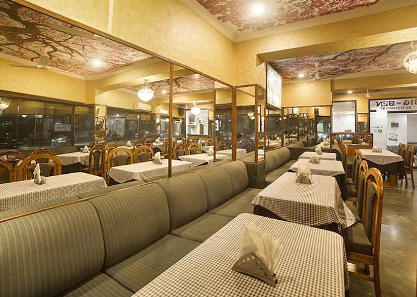 Uttarakhand Haridwar Dining Area