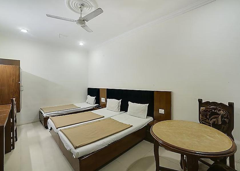 Uttarakhand Haridwar Triple AC Room