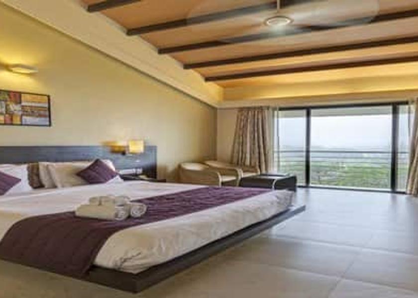 Gujarat Saputara Dining Area