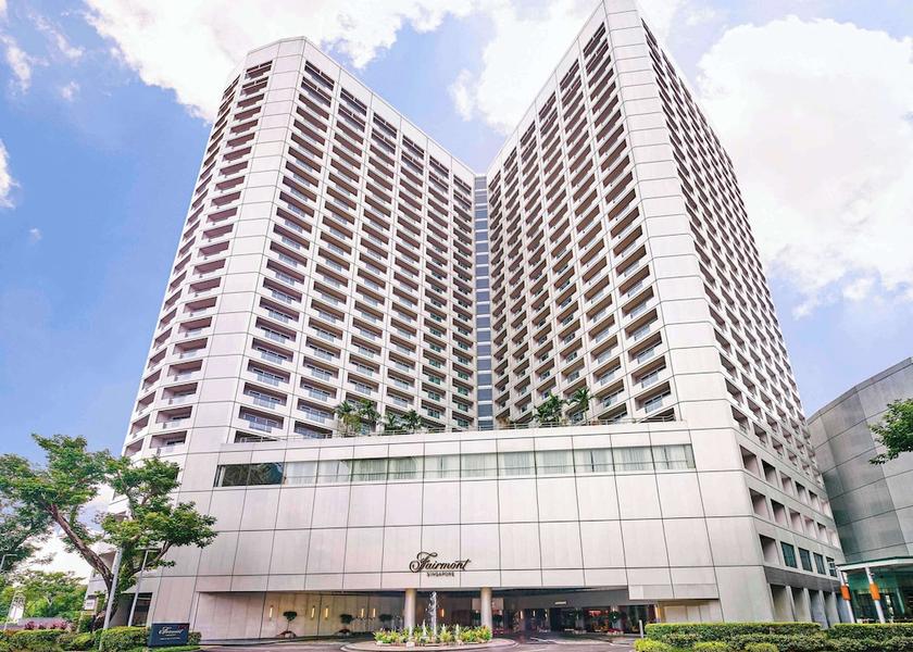  Singapore Exterior Detail