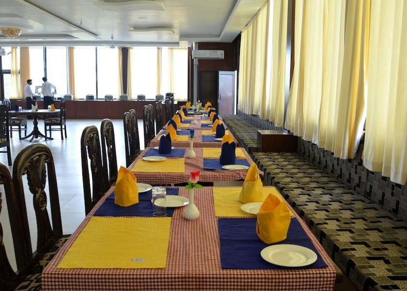 Madhya Pradesh Khajuraho Food & Dining