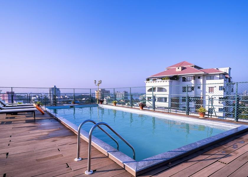 Kerala Kochi Rooftop pool