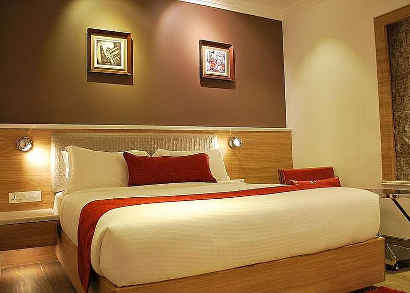 Maharashtra Nagpur Club Room