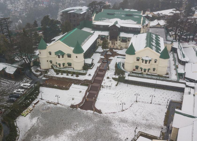 Uttarakhand Mussoorie Hotel View