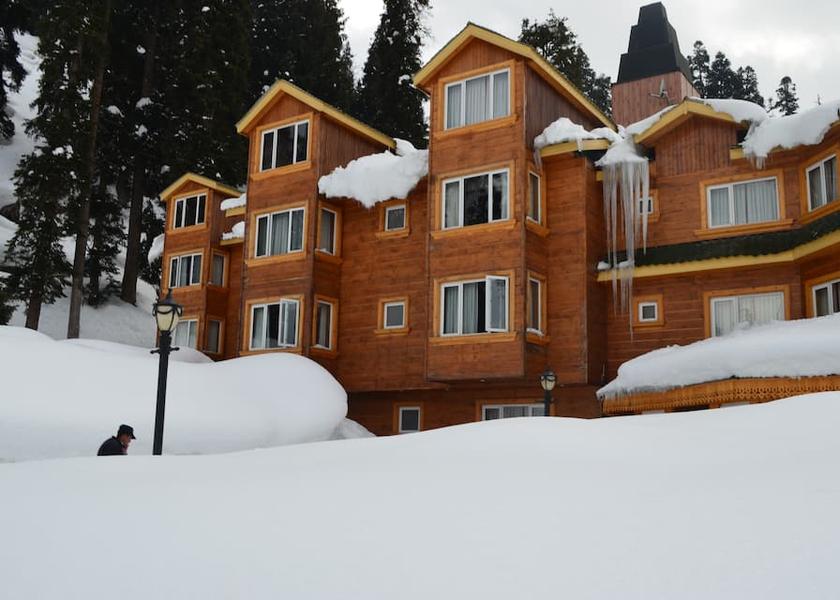 Jammu and Kashmir Gulmarg Winter Exterior