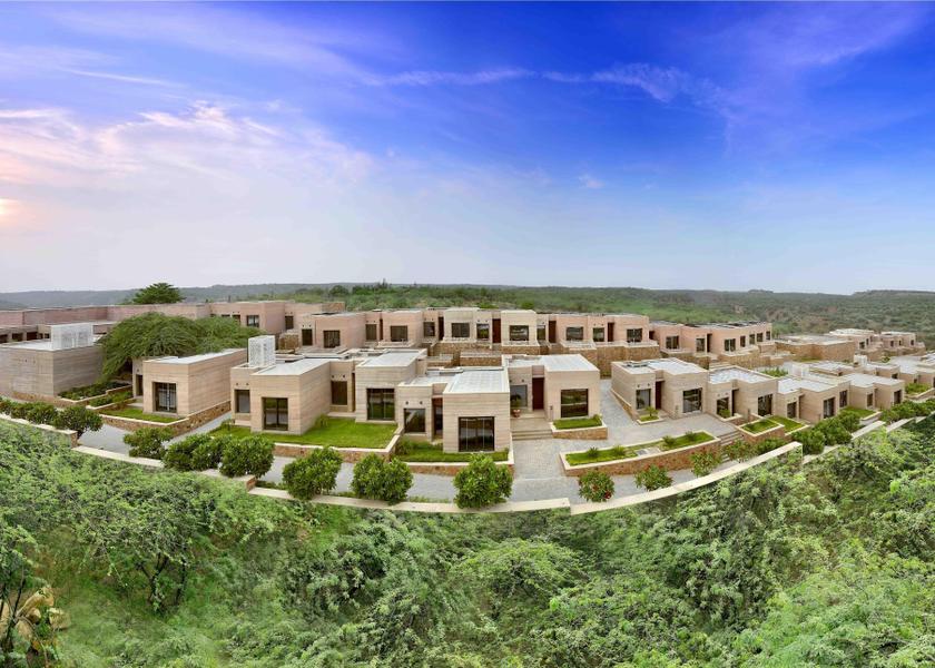 Haryana Gurugram Hotel Exterior