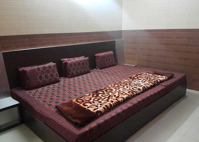 Jammu and Kashmir Katra TRIPLE BED NON AC ROOM