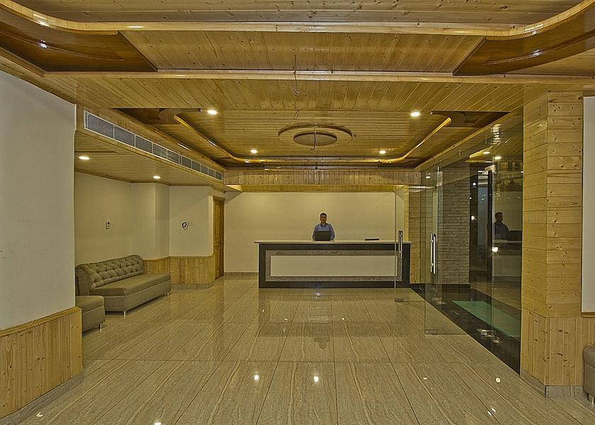 Himachal Pradesh Manali Lobby lounge