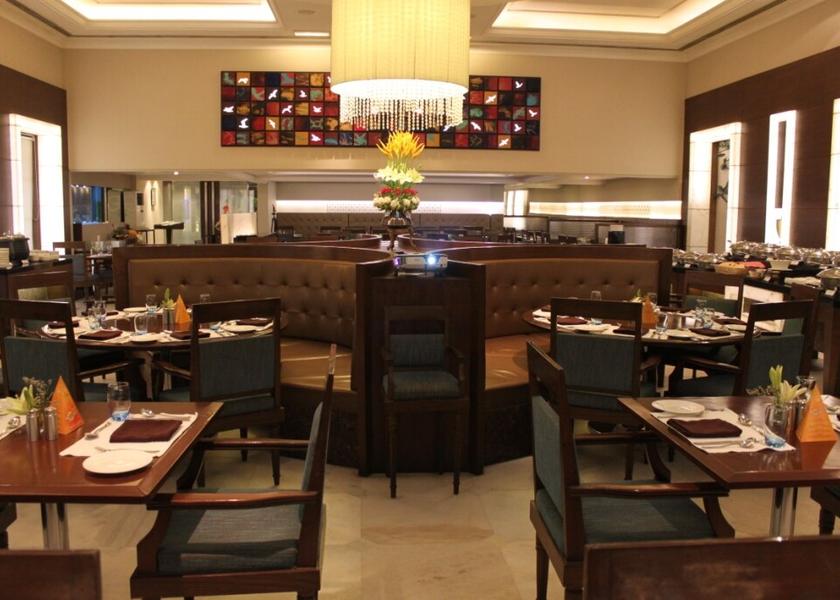 Gujarat Vadodara Food & Dining