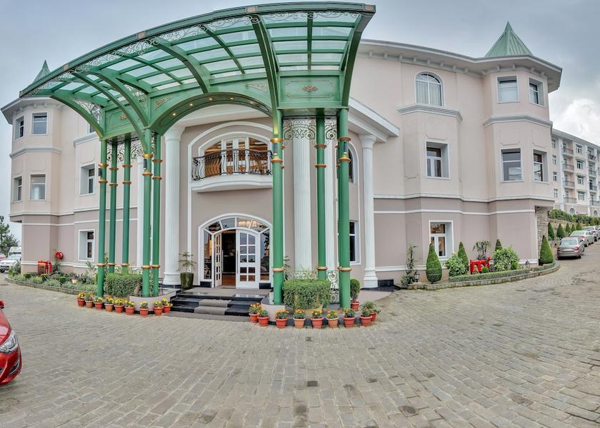 Himachal Pradesh Naldehra Primary image
