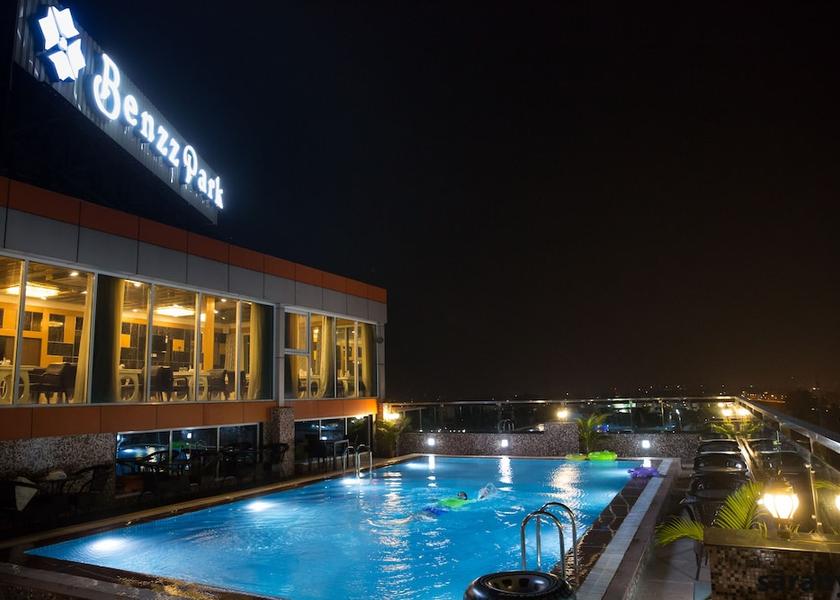 Tamil Nadu Vellore Outdoor pool