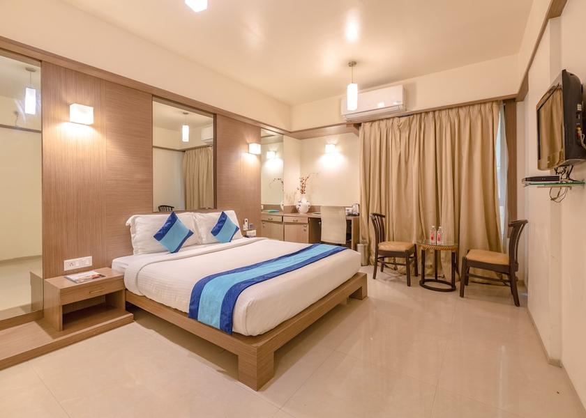 Maharashtra Pune Room