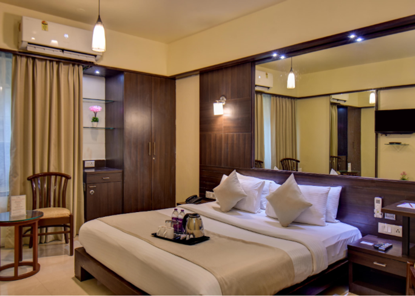Maharashtra Pune Superior Room