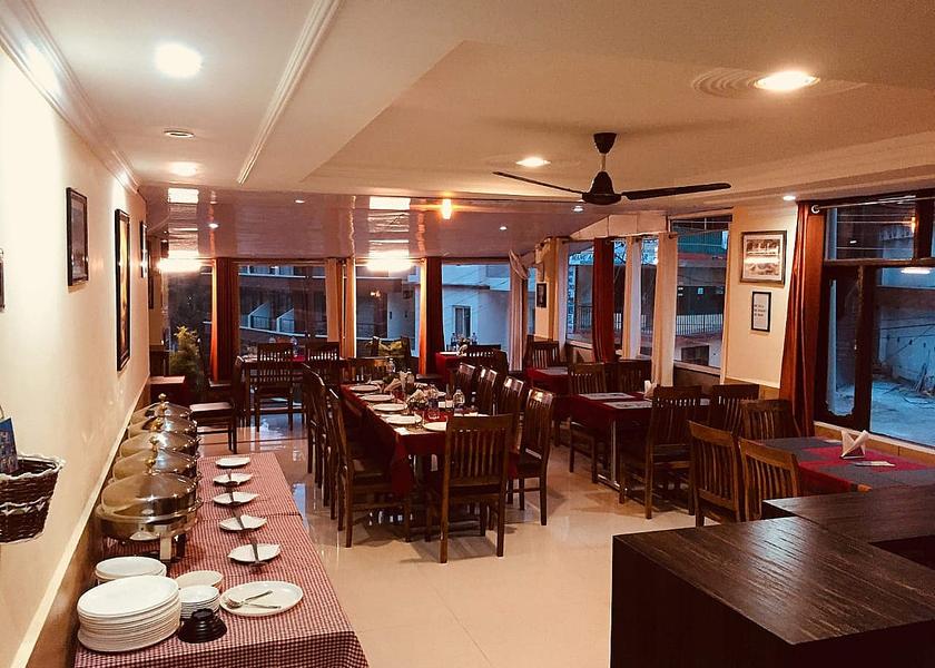 Uttar Pradesh Varanasi Food & Dining