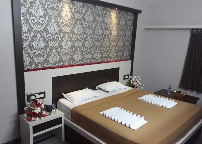 Karnataka Hassan Deluxe Room