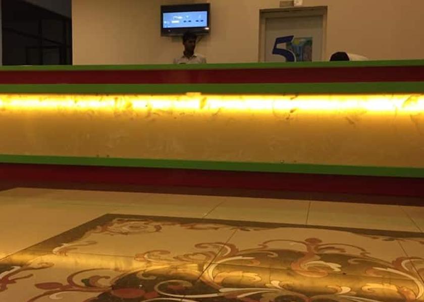 whatsapp image at ooxqqe