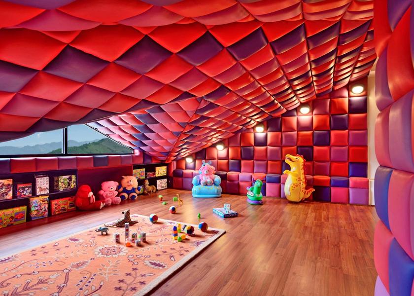 Jammu and Kashmir Srinagar Kids play Area