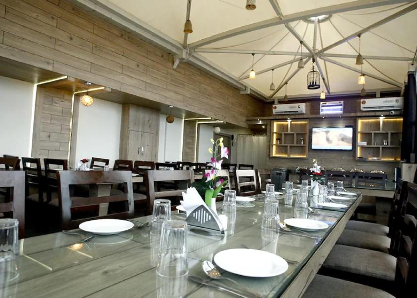 Madhya Pradesh Gwalior Food & Dining
