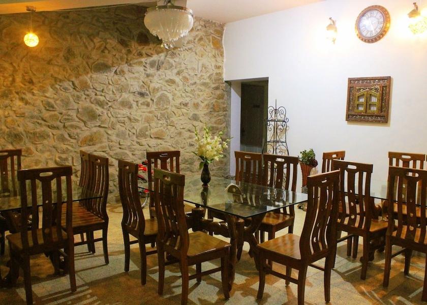 Rajasthan Mount Abu Dining