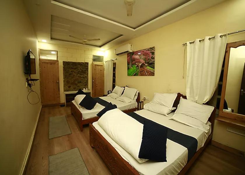 Rajasthan Mount Abu Family Four Bed Ac Room