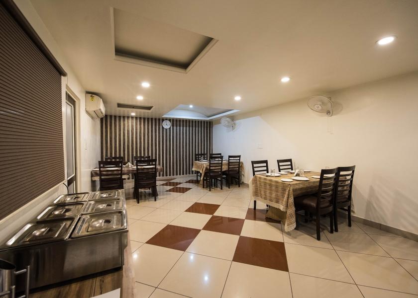 Uttar Pradesh Lucknow Food & Dining