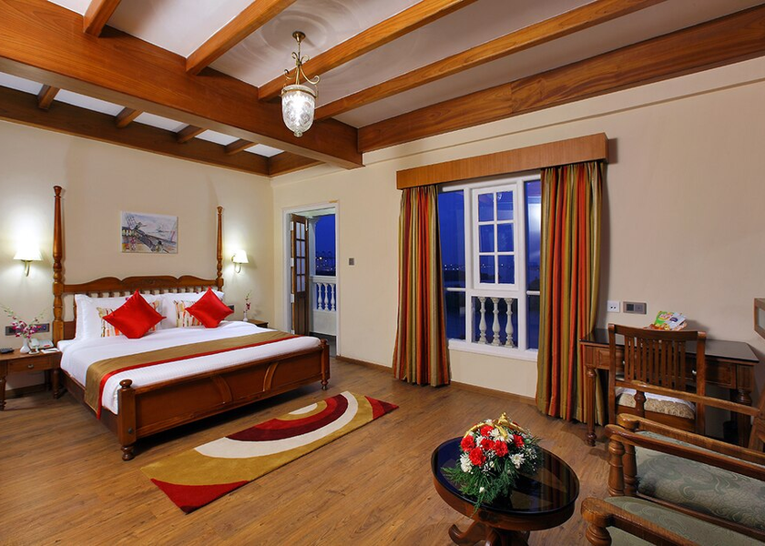 Kerala Kochi Captain Suite