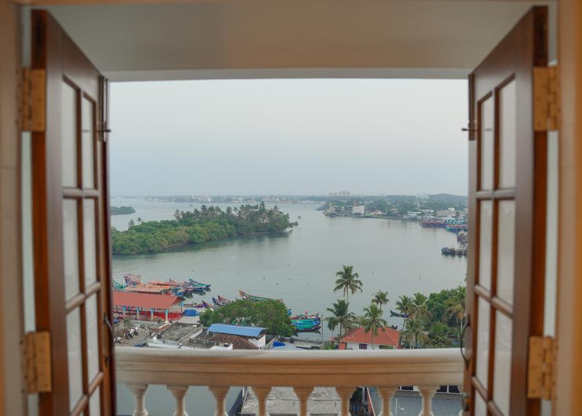 Kerala Kochi Captain Suite