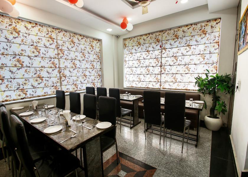 Uttar Pradesh Mathura Food & Dining