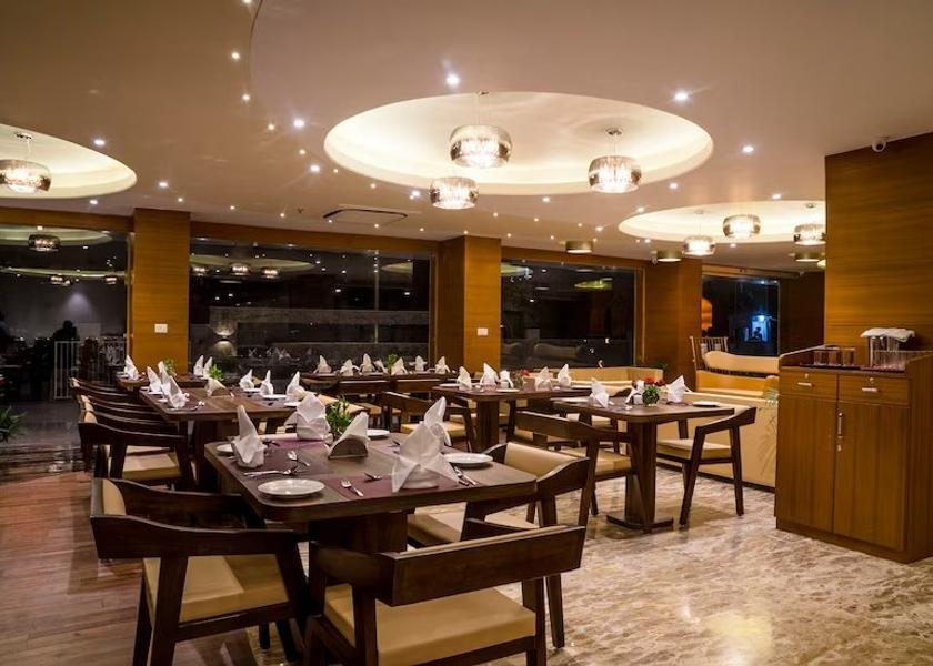Rajasthan Udaipur Food & Dining
