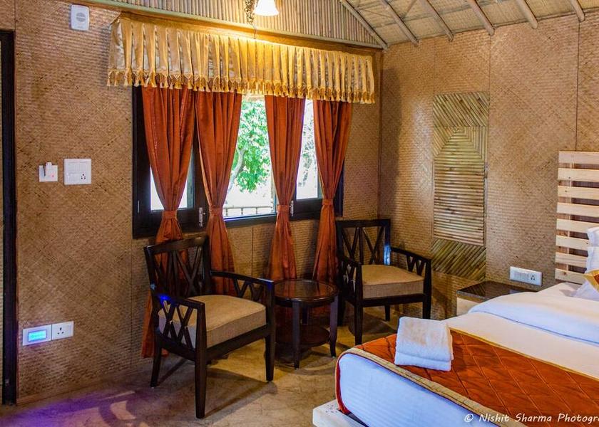 Uttarakhand Bhimtal Bedroom