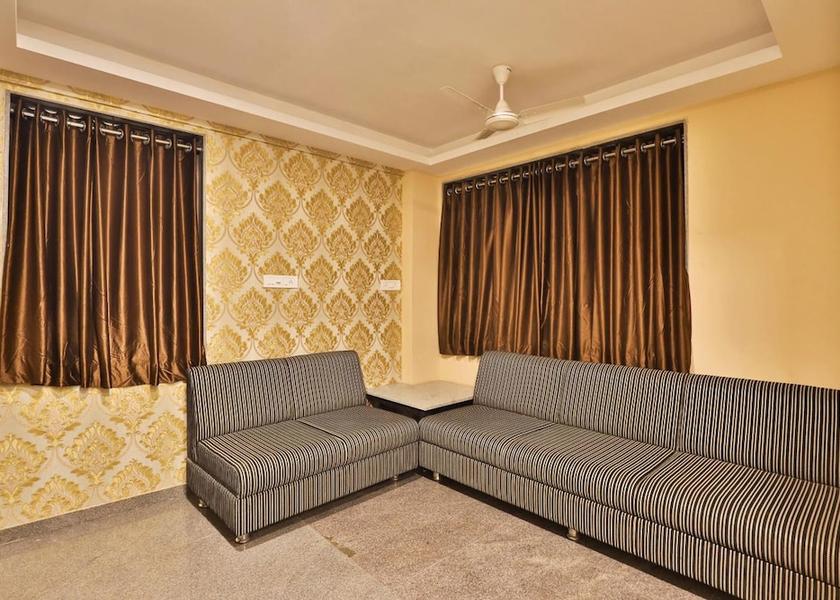 Gujarat Surat Living room