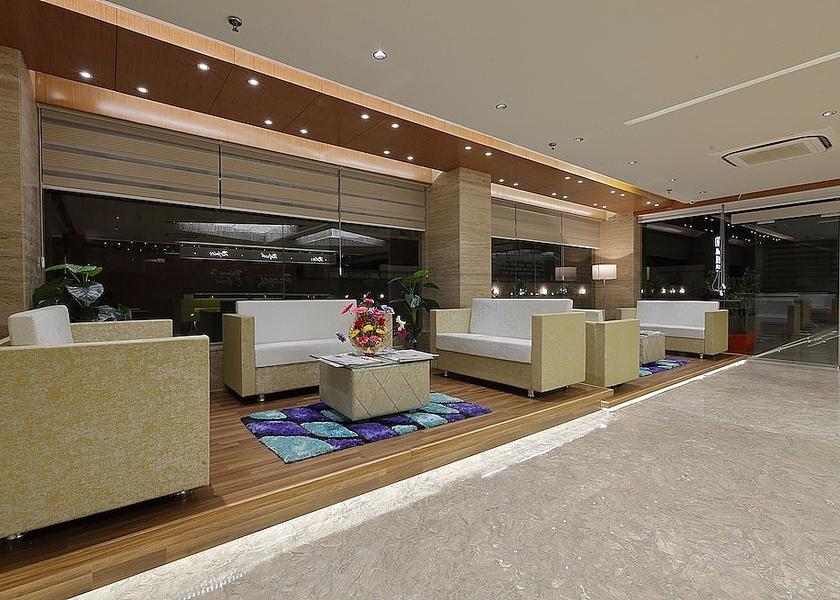 Gujarat Ahmedabad Lobby sitting area